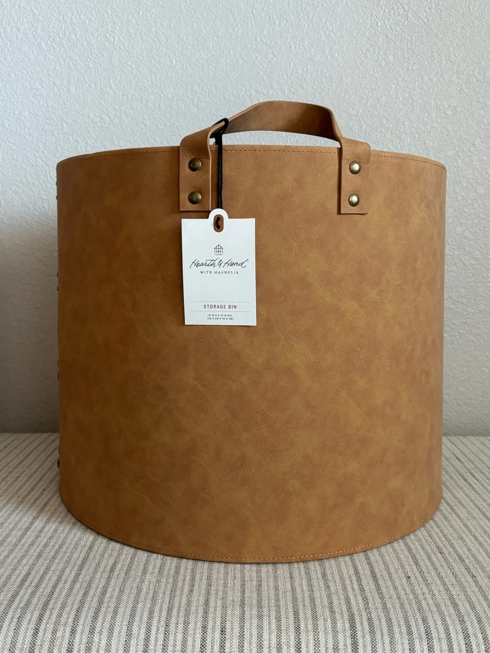 NWT Large Faux Leather Storage Bin Basket with Handles 13